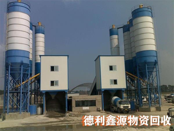 河?xùn)|商砼攪拌站回收